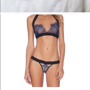 🍋For Love and Lemons🍋 Bat your lashes thong NWT